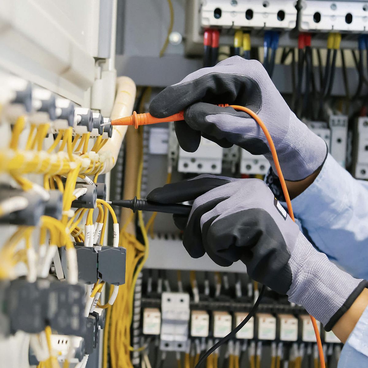Sarıyer’de Elektrik Hizmetleri... İşletmeler Profesyonel Çözüm Arıyor